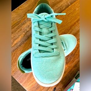Women’s Allbirds Wool Pipers in Buoyant Mint size 8